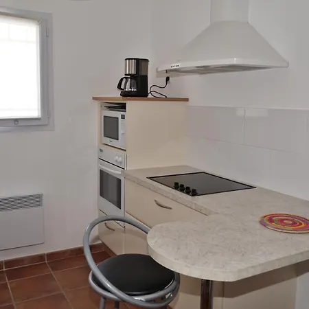 Magnifique T4 Climatise, Dans A Appartement